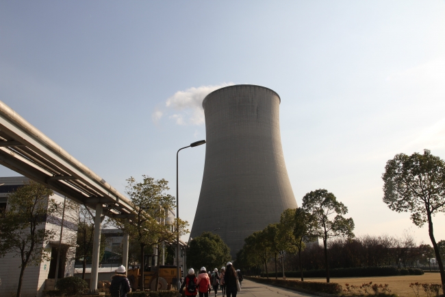 参观冷却水塔1 参观冷却水塔1